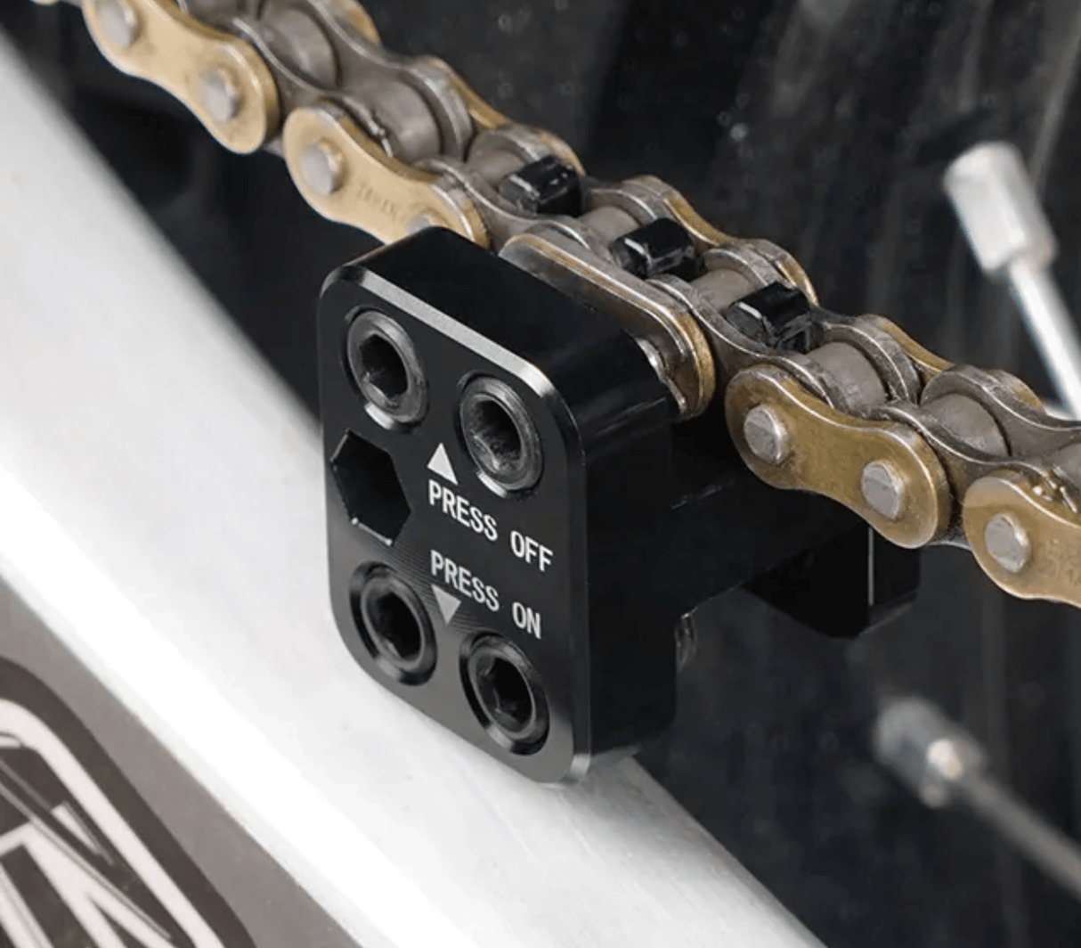 Motorcycle Chain 520 Splitter & Remover of Master Link Installing Took Press Tool