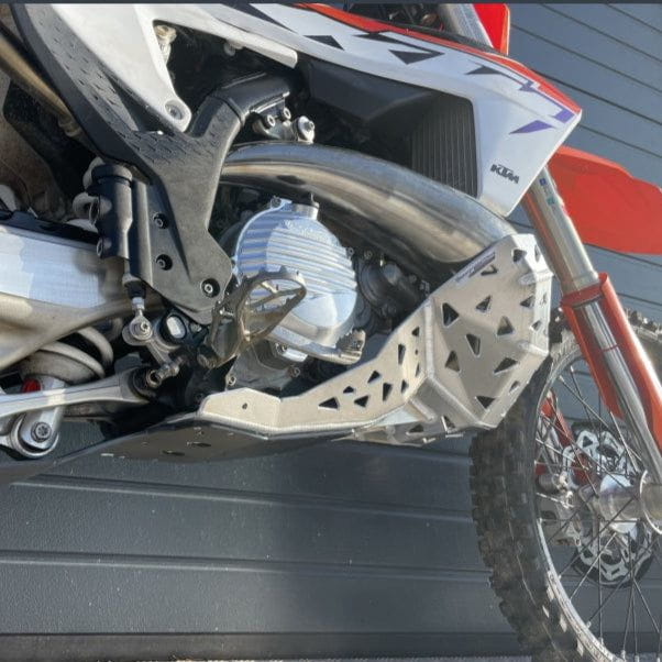 Scut Metalic  Husqvarna/GasGas 2024-2025 cu protectie Prolink/Linkage P-Tech